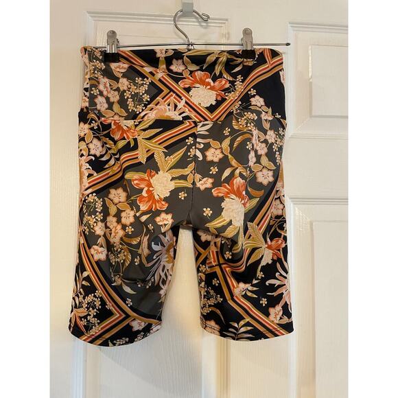 Free People Movement + ONZIE Floral and Geometric print Biker shorts S/M - Picture 1 of 11